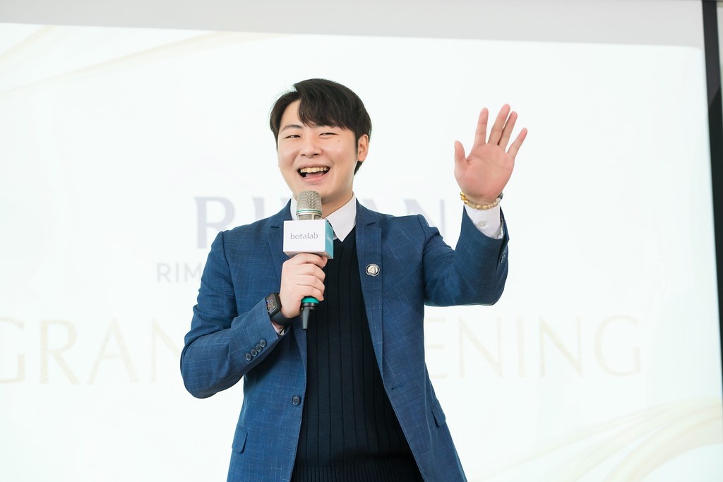 [活動攝影]台中力曼開幕儀式-最專業的團隊完成每場完美活動攝影，拍的不只好更要快! #活動拍立得