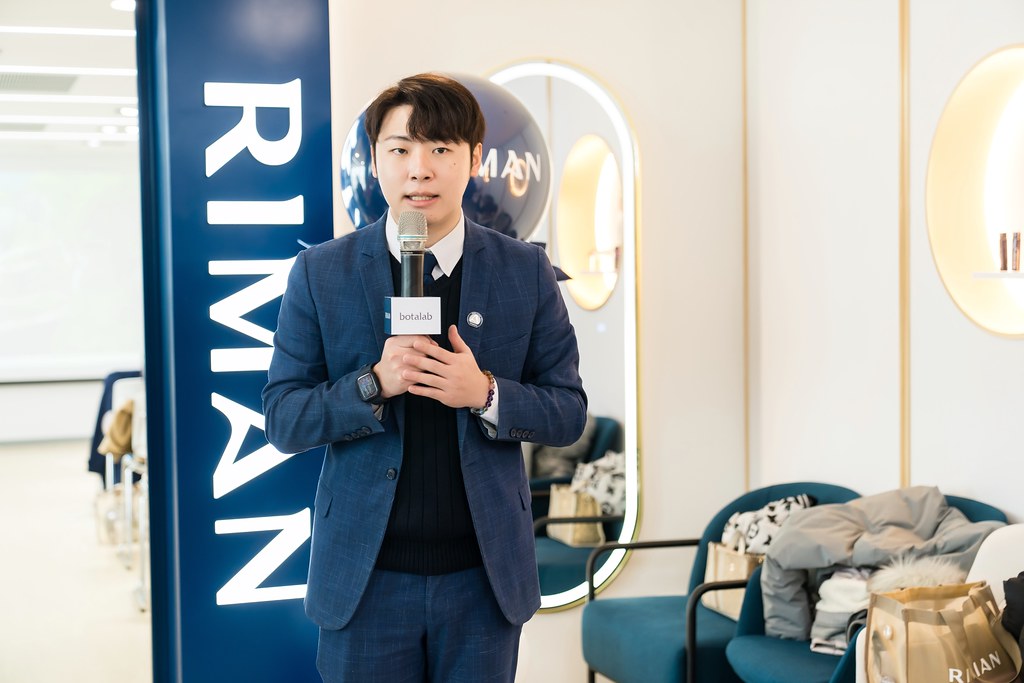 [活動攝影]台中力曼開幕儀式-最專業的團隊完成每場完美活動攝影，拍的不只好更要快! #即拍即印