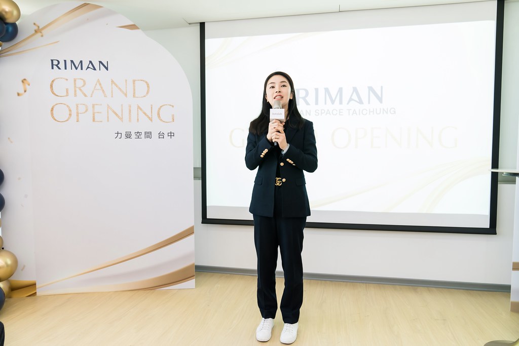 [活動攝影]台中力曼開幕儀式-最專業的團隊完成每場完美活動攝影，拍的不只好更要快! #即拍即印