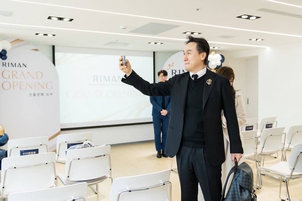 [活動攝影]台中力曼開幕儀式-最專業的團隊完成每場完美活動攝影，拍的不只好更要快! #即時攝影