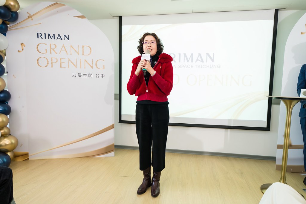 [活動攝影]台中力曼開幕儀式-最專業的團隊完成每場完美活動攝影，拍的不只好更要快! #活動拍立得