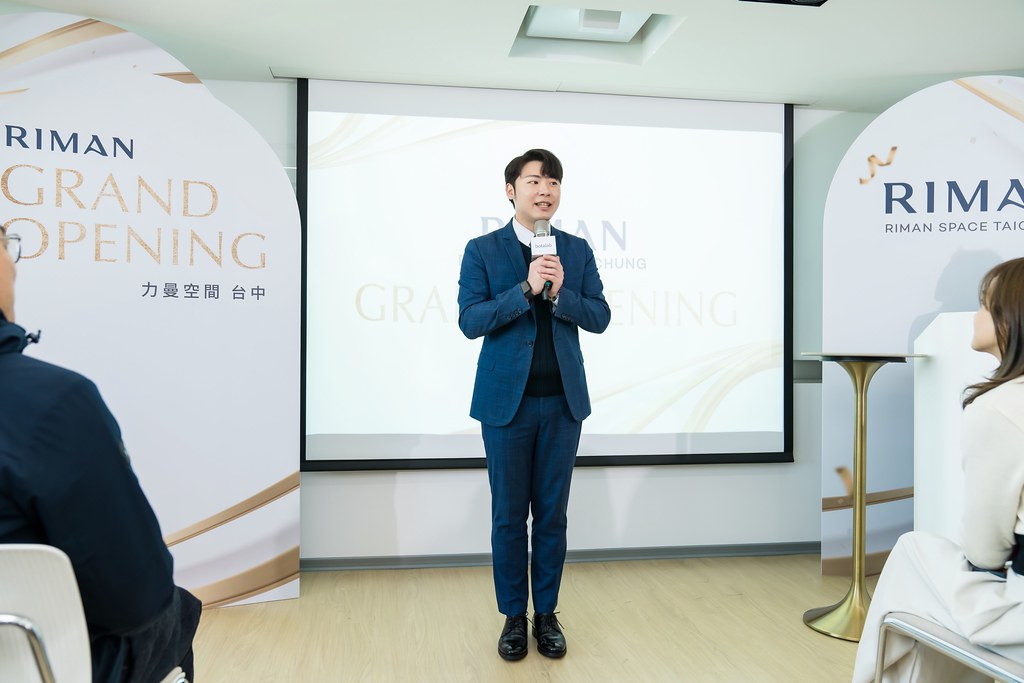 [活動攝影]台中力曼開幕儀式-最專業的團隊完成每場完美活動攝影，拍的不只好更要快! #活動拍立得