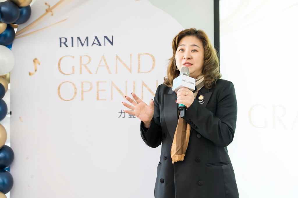 [活動攝影]台中力曼開幕儀式-最專業的團隊完成每場完美活動攝影，拍的不只好更要快! #即拍即印