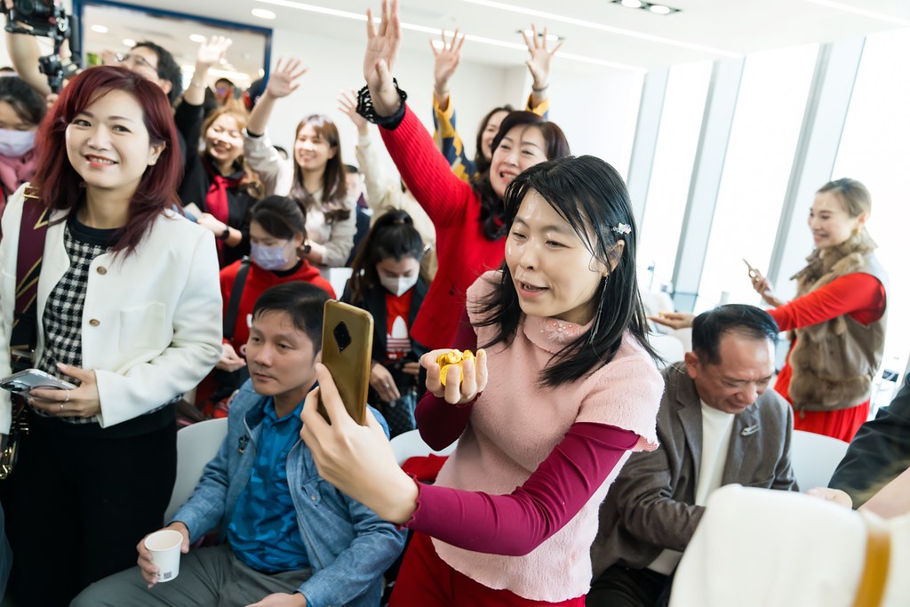 [活動攝影]台中力曼開幕儀式-最專業的團隊完成每場完美活動攝影，拍的不只好更要快! #活動拍立得