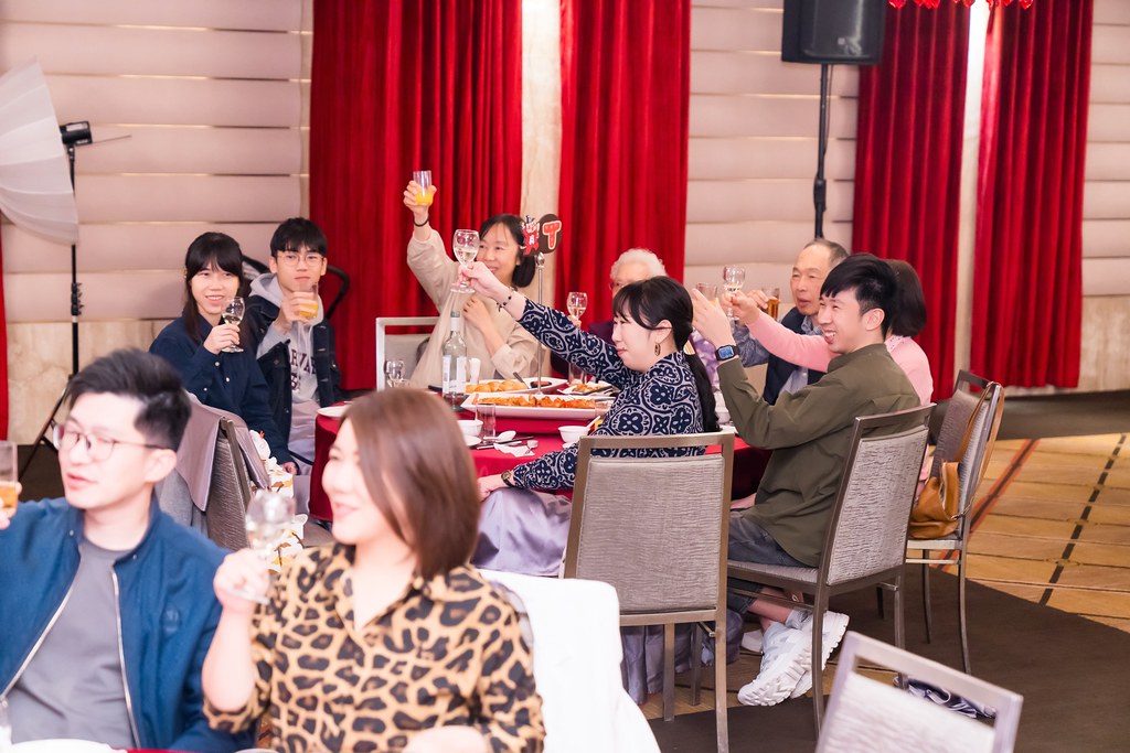 [活動攝影、即拍即印]吉逗貓 春酒感恩晚宴-最專業的團隊完成每場完美活動攝影，拍的不只好更要快! #即時攝影