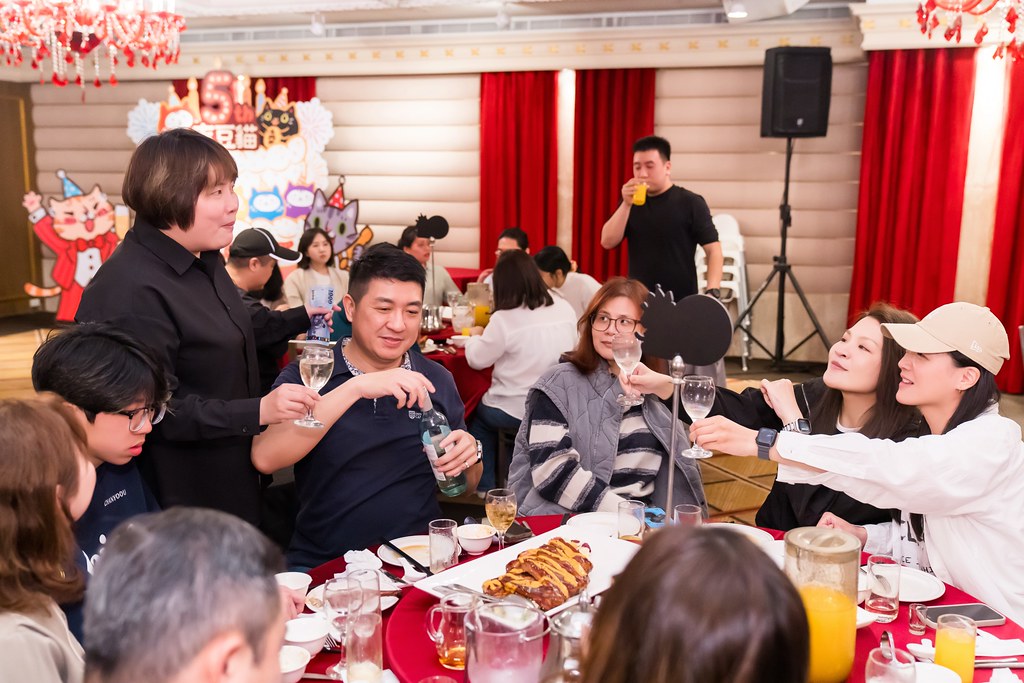 [活動攝影、即拍即印]吉逗貓 春酒感恩晚宴-最專業的團隊完成每場完美活動攝影，拍的不只好更要快! #即拍即印