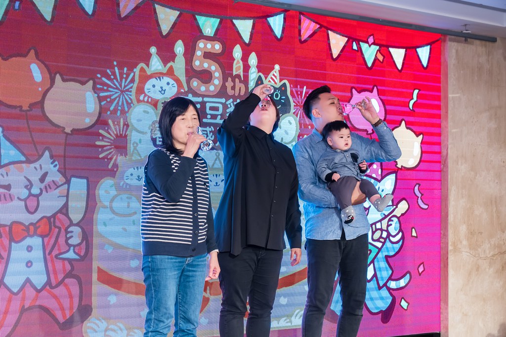 [活動攝影、即拍即印]吉逗貓 春酒感恩晚宴-最專業的團隊完成每場完美活動攝影，拍的不只好更要快! #雲端攝影