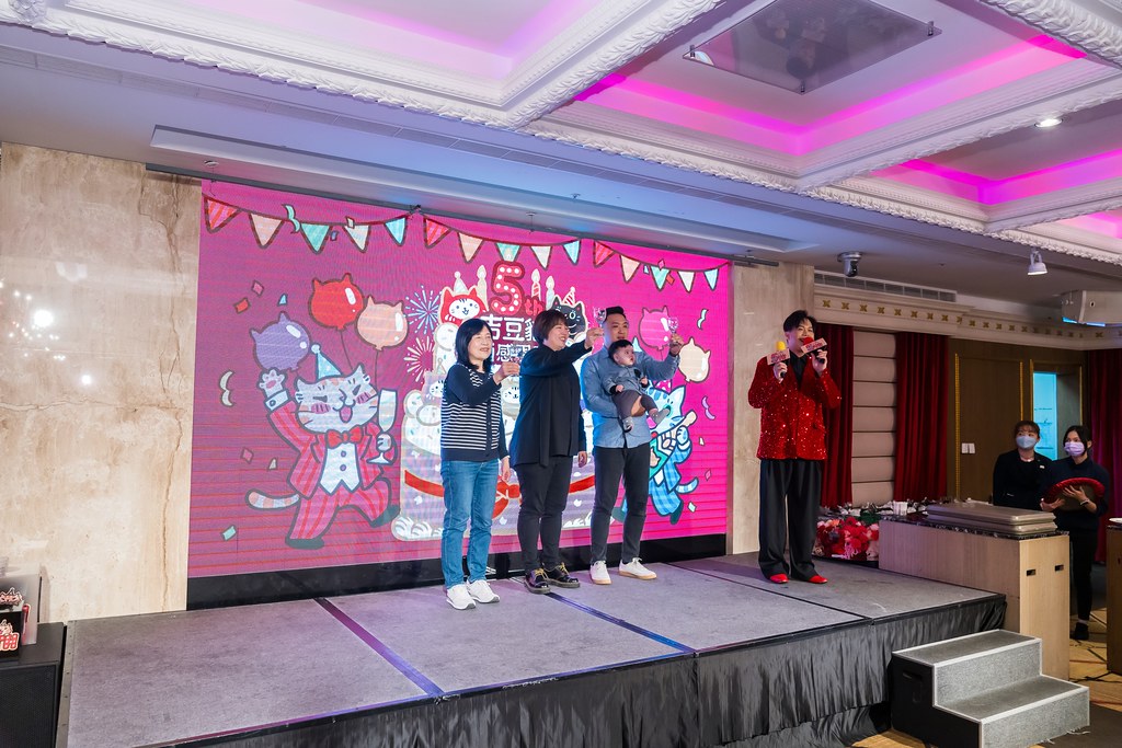 [活動攝影、即拍即印]吉逗貓 春酒感恩晚宴-最專業的團隊完成每場完美活動攝影，拍的不只好更要快! #活動拍立得