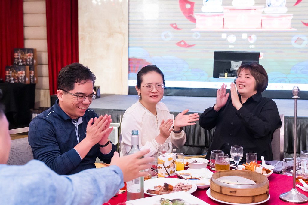 [活動攝影、即拍即印]吉逗貓 春酒感恩晚宴-最專業的團隊完成每場完美活動攝影，拍的不只好更要快! #尾牙攝影