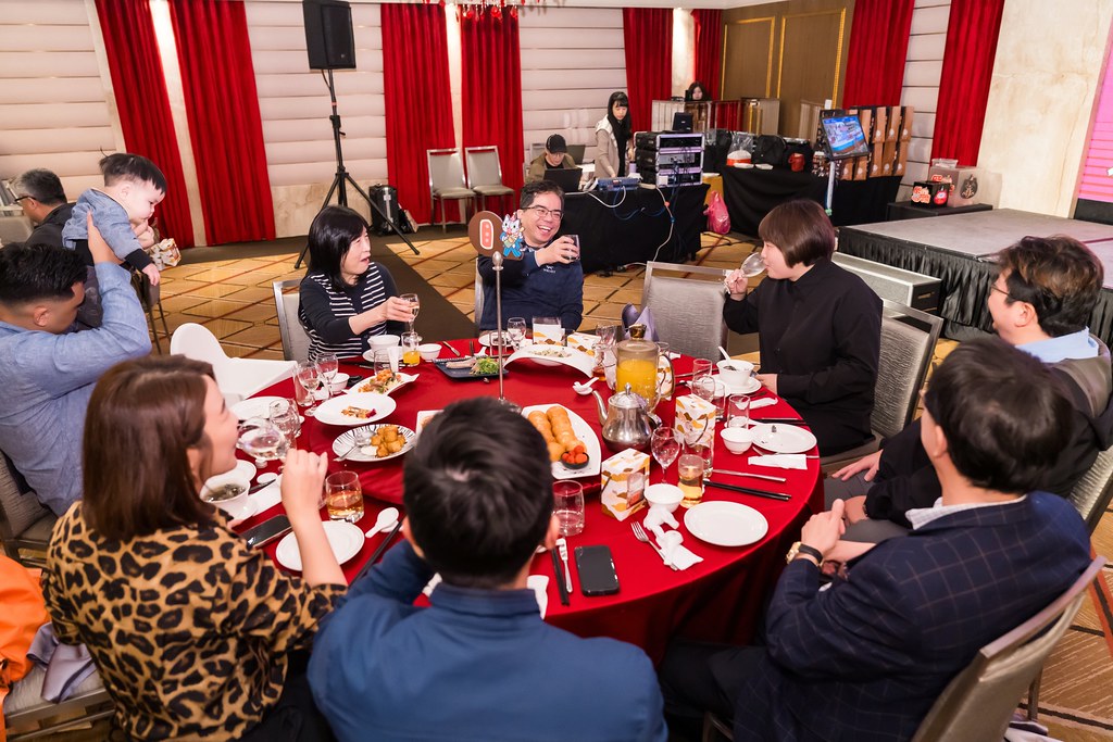 [活動攝影、即拍即印]吉逗貓 春酒感恩晚宴-最專業的團隊完成每場完美活動攝影，拍的不只好更要快! #活動拍攝