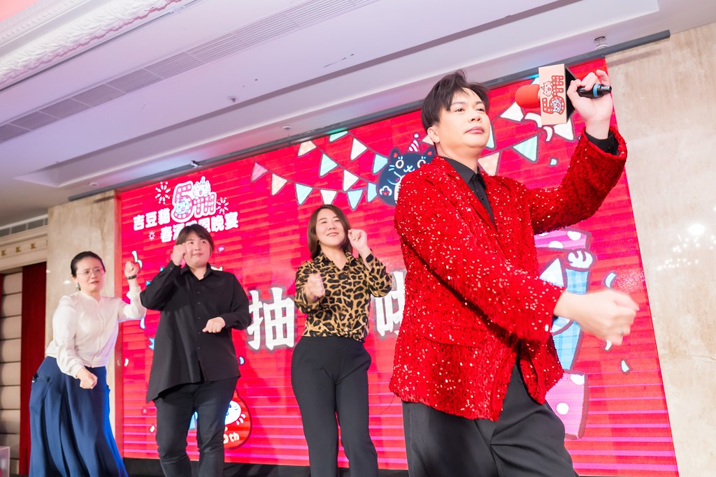 [活動攝影、即拍即印]吉逗貓 春酒感恩晚宴-最專業的團隊完成每場完美活動攝影，拍的不只好更要快! #活動拍立得