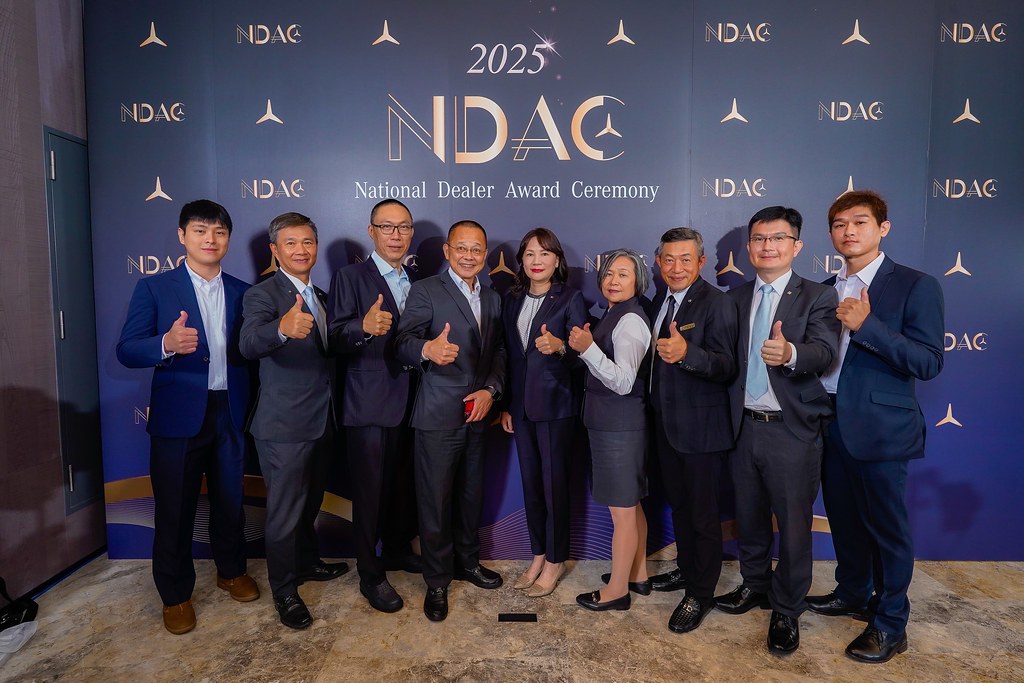 [即拍即印]2025 National Dealer Award Ceremony-最專業的團隊完成每場完美活動攝影，拍的不只好更要快! #尾牙攝影