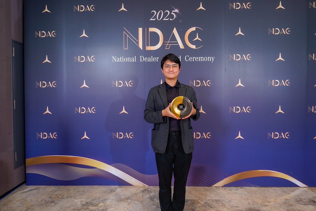 [即拍即印]2025 National Dealer Award Ceremony-最專業的團隊完成每場完美活動攝影，拍的不只好更要快! #尾牙攝影