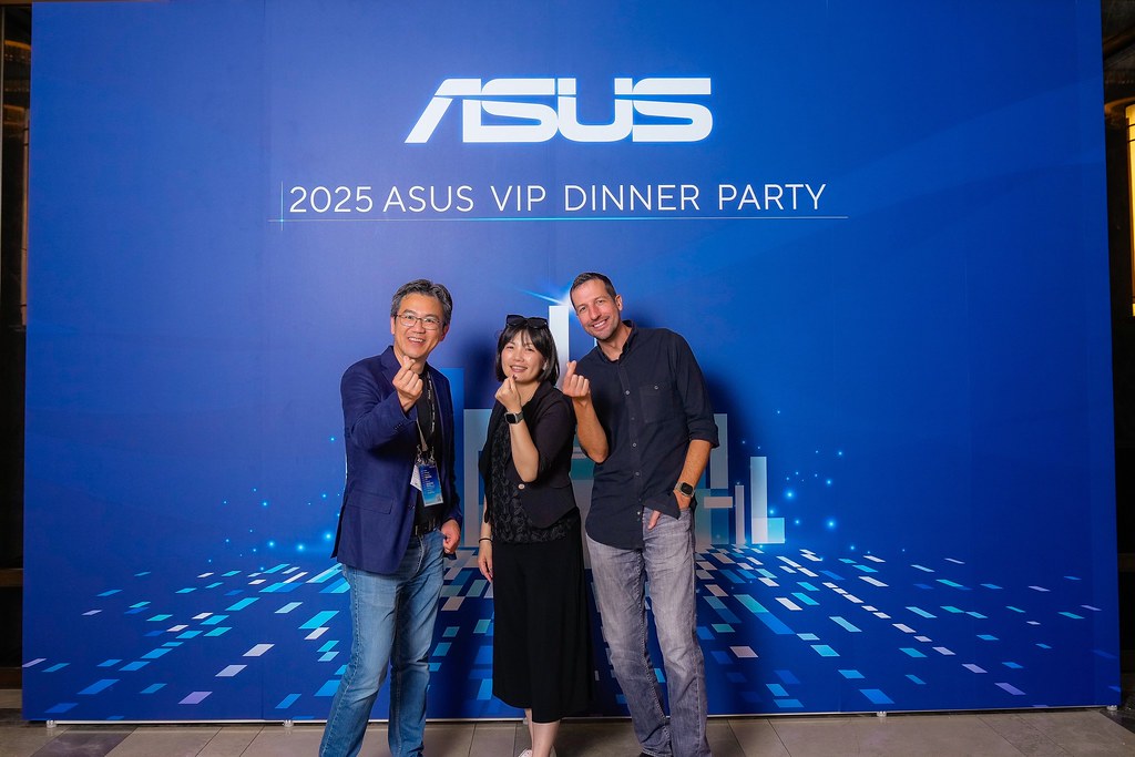 [即拍即印]2025 ASUS VIP DINNER PARTY-最專業的團隊完成每場完美活動攝影，拍的不只好更要快! #即時攝影