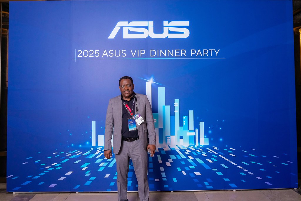 [即拍即印]2025 ASUS VIP DINNER PARTY-最專業的團隊完成每場完美活動攝影，拍的不只好更要快! #即時攝影