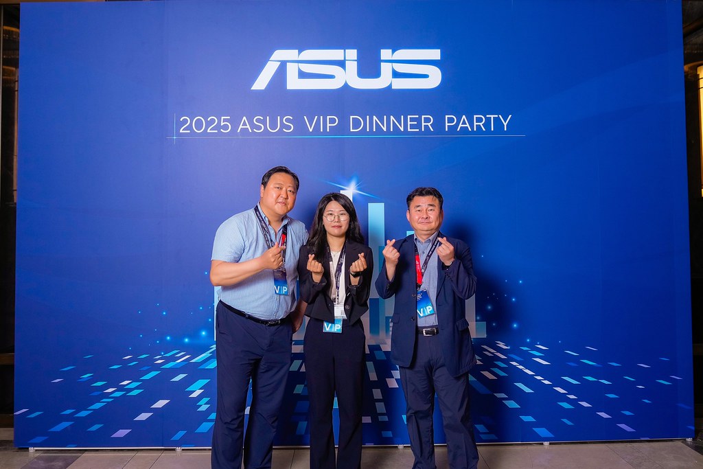 [即拍即印]2025 ASUS VIP DINNER PARTY-最專業的團隊完成每場完美活動攝影，拍的不只好更要快! #活動拍立得