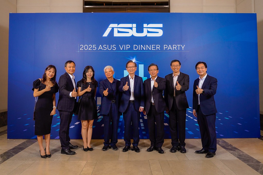 [即拍即印]2025 ASUS VIP DINNER PARTY-最專業的團隊完成每場完美活動攝影，拍的不只好更要快! #尾牙攝影
