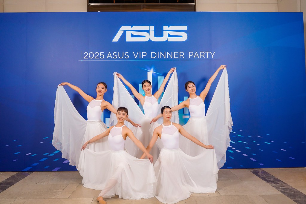 [即拍即印]2025 ASUS VIP DINNER PARTY-最專業的團隊完成每場完美活動攝影，拍的不只好更要快! #雲端攝影