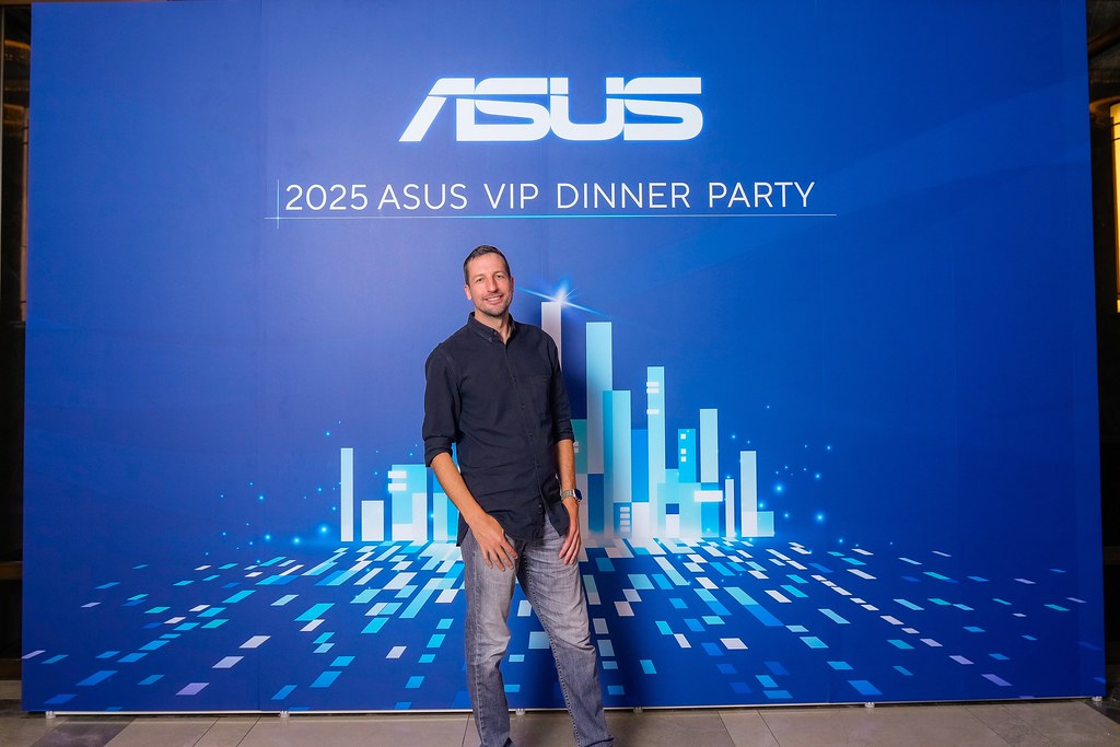 [即拍即印]2025 ASUS VIP DINNER PARTY-最專業的團隊完成每場完美活動攝影，拍的不只好更要快! #活動攝影