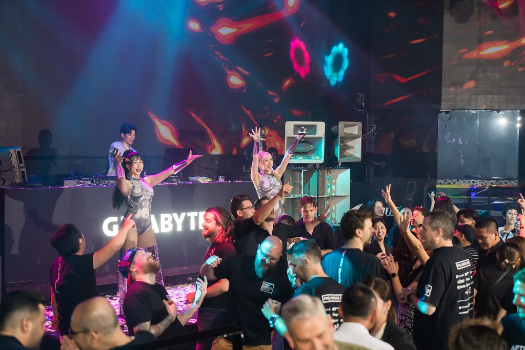 [活動攝影]2025 GIGABYTE EDGE BEATS PARTY-最專業的團隊完成每場完美活動攝影，拍的不只好更要快! #尾牙攝影