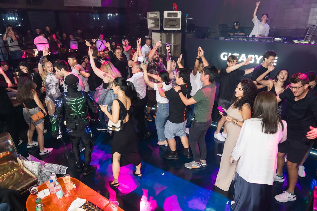 [活動攝影]2025 GIGABYTE EDGE BEATS PARTY-最專業的團隊完成每場完美活動攝影，拍的不只好更要快! #即拍即印