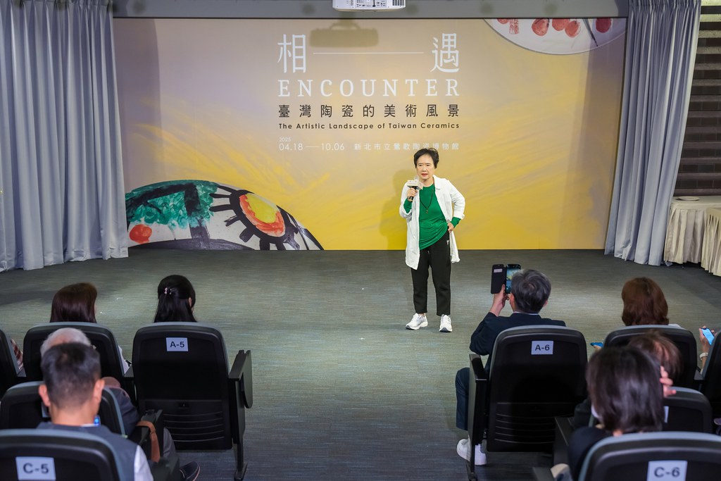 [活動攝影]台灣陶瓷的美術風景 開幕活動-最專業的團隊完成每場完美活動攝影，拍的不只好更要快! #即拍即印