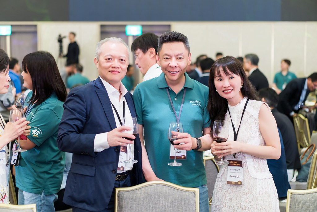 [活動攝影]零壹45周年集團感恩晚宴-最專業的團隊完成每場完美活動攝影，拍的不只好更要快! #即拍即印