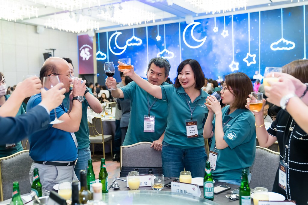 [活動攝影]零壹45周年集團感恩晚宴-最專業的團隊完成每場完美活動攝影，拍的不只好更要快! #活動拍攝