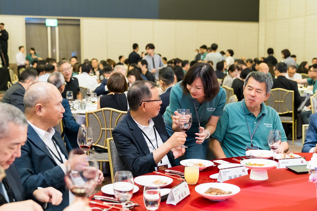 [活動攝影]零壹45周年集團感恩晚宴-最專業的團隊完成每場完美活動攝影，拍的不只好更要快! #活動拍攝