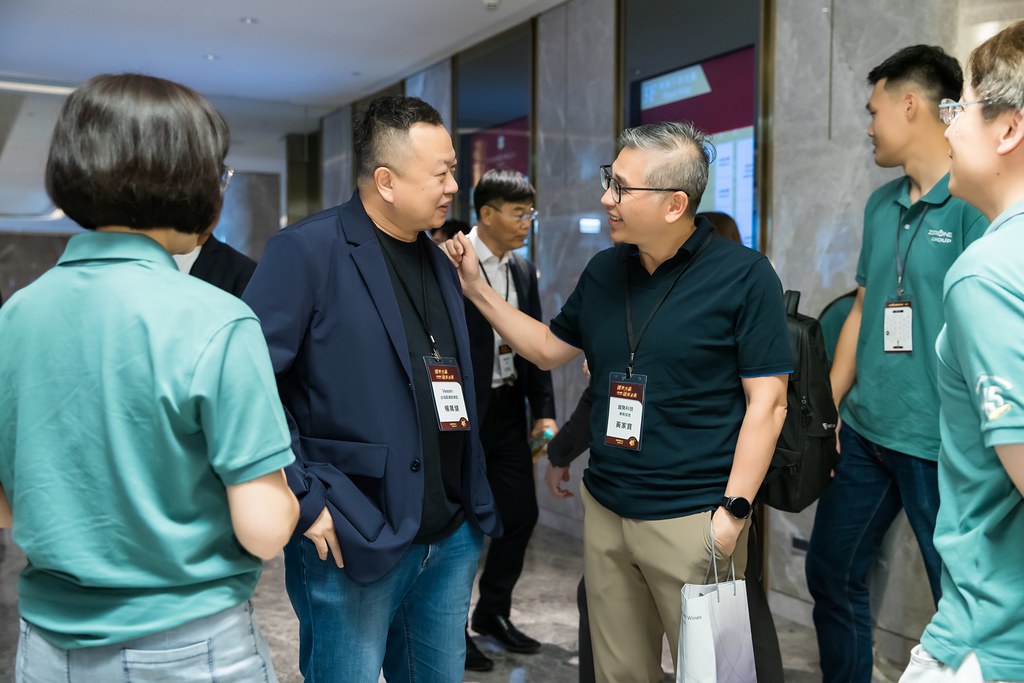 [活動攝影]零壹45周年集團感恩晚宴-最專業的團隊完成每場完美活動攝影，拍的不只好更要快! #即拍即印