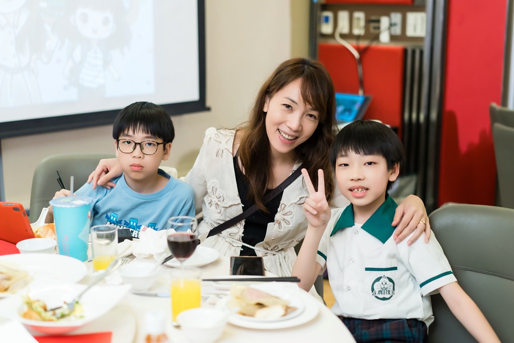 [活動攝影、即拍即印]復興小學二年孝班感恩餐會-最專業的團隊完成每場完美活動攝影，拍的不只好更要快! #雲端攝影