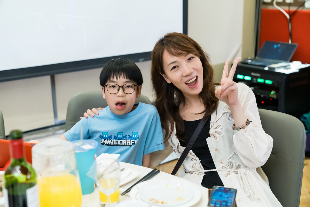 [活動攝影、即拍即印]復興小學二年孝班感恩餐會-最專業的團隊完成每場完美活動攝影，拍的不只好更要快! #雲端攝影
