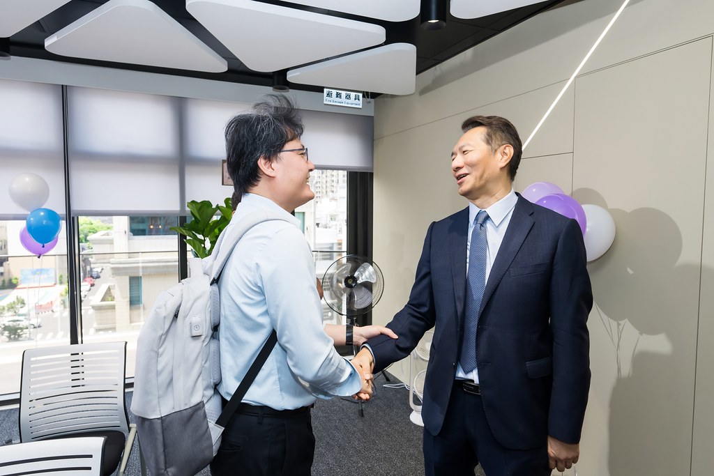 [活動攝影]永信科技 喬遷茶會-最專業的團隊完成每場完美活動攝影，拍的不只好更要快! #即拍即印