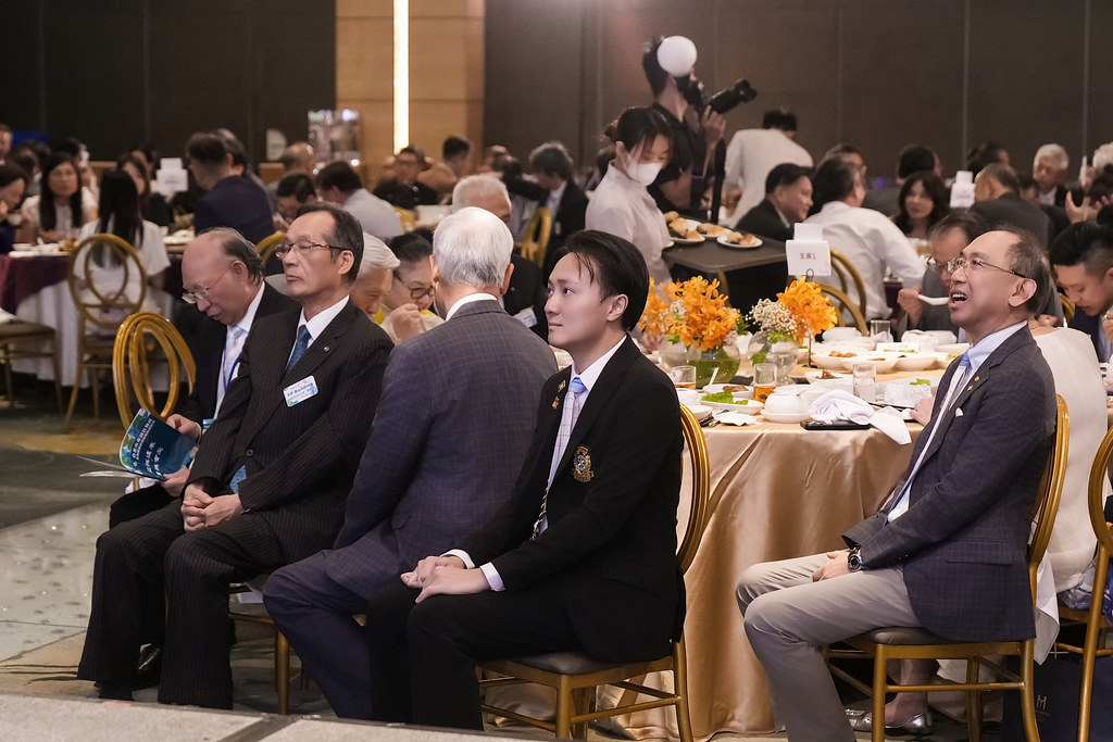 [雲端攝影]松仁社第14屆社長暨職委員就職典禮-最專業的團隊完成每場完美活動攝影，拍的不只好更要快! #活動拍攝