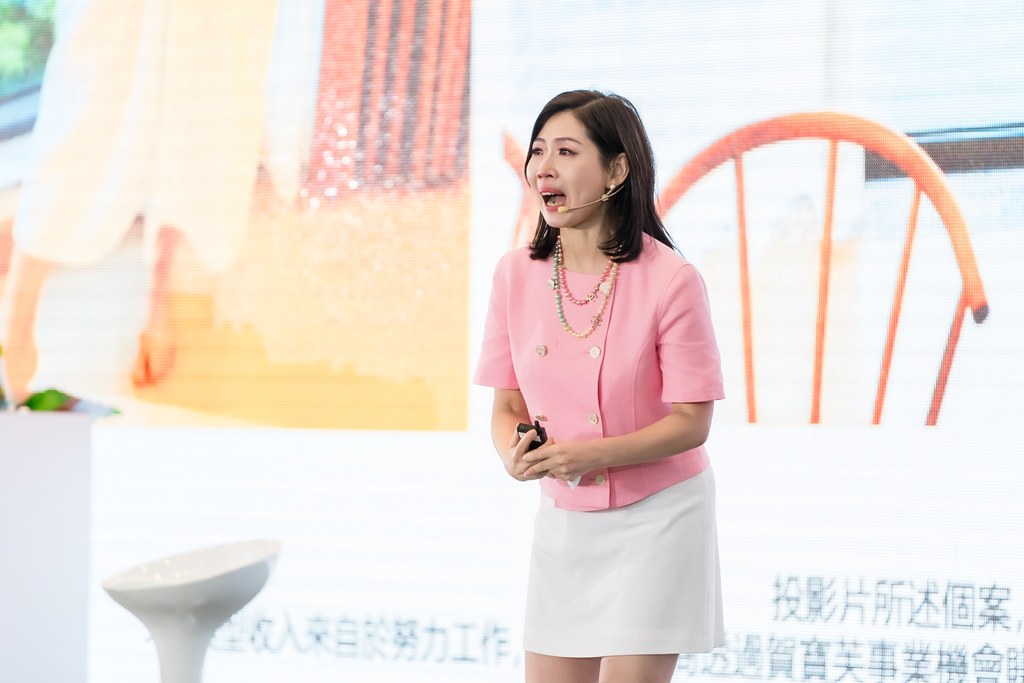 [活動攝影]賀寶芙 活躍世界組大學訓練-最專業的團隊完成每場完美活動攝影，拍的不只好更要快! #活動拍立得