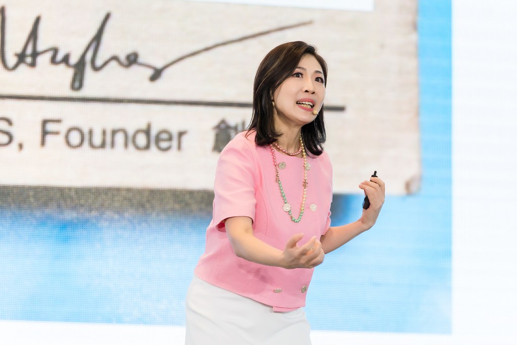 [活動攝影]賀寶芙 活躍世界組大學訓練-最專業的團隊完成每場完美活動攝影，拍的不只好更要快! #即拍即印