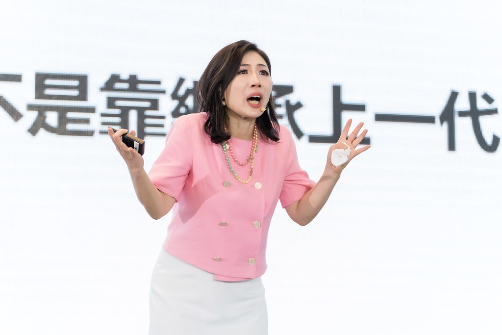 [活動攝影]賀寶芙 活躍世界組大學訓練-最專業的團隊完成每場完美活動攝影，拍的不只好更要快! #雲端攝影