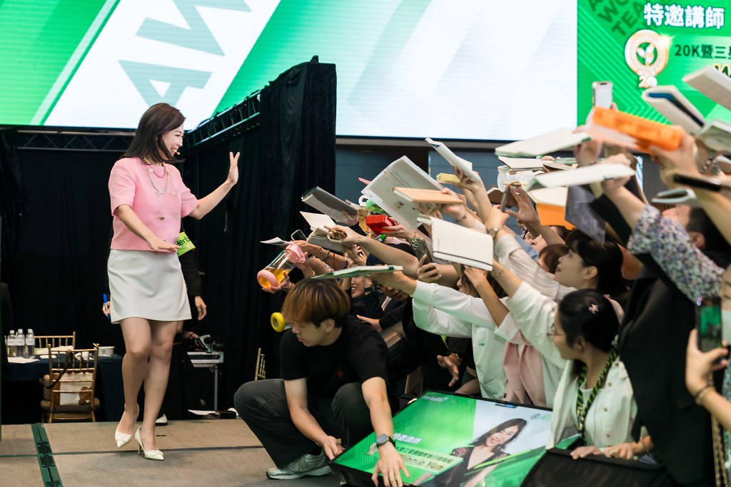 [活動攝影]賀寶芙 活躍世界組大學訓練-最專業的團隊完成每場完美活動攝影，拍的不只好更要快! #即時攝影