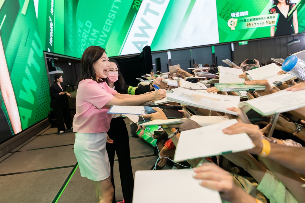 [活動攝影]賀寶芙 活躍世界組大學訓練-最專業的團隊完成每場完美活動攝影，拍的不只好更要快! #即時攝影