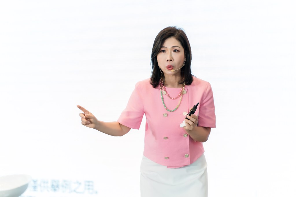 [活動攝影]賀寶芙 活躍世界組大學訓練-最專業的團隊完成每場完美活動攝影，拍的不只好更要快! #活動拍攝