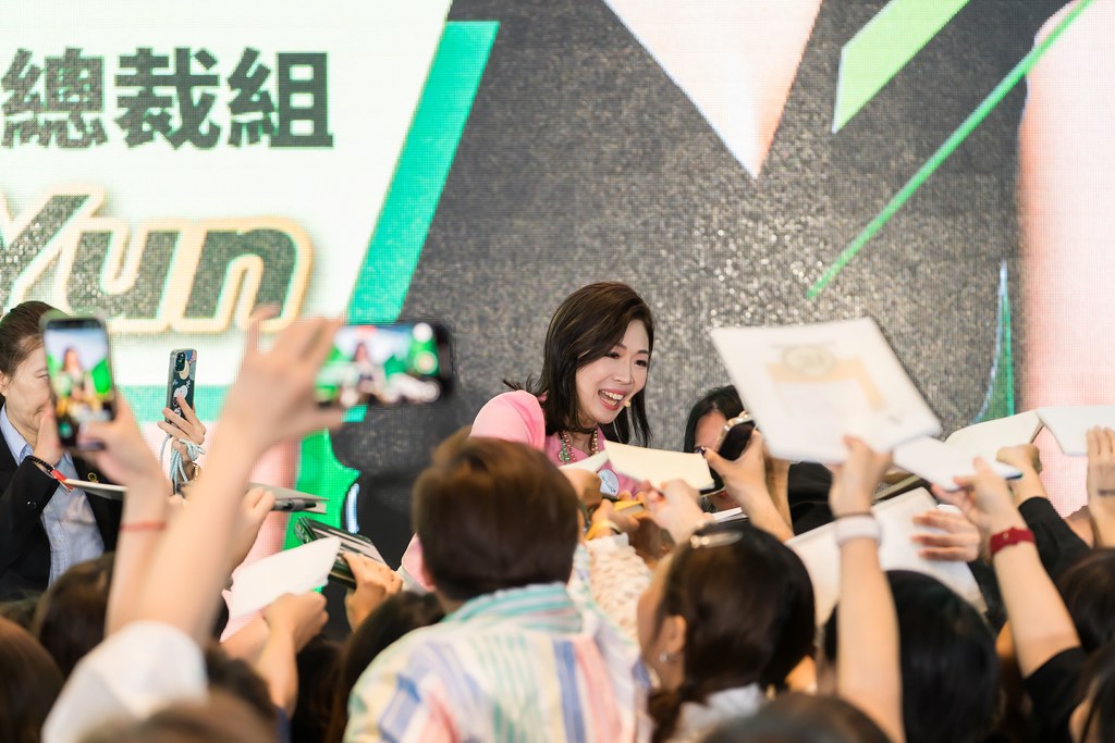 [活動攝影]賀寶芙 活躍世界組大學訓練-最專業的團隊完成每場完美活動攝影，拍的不只好更要快! #即時攝影