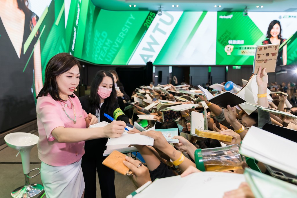 [活動攝影]賀寶芙 活躍世界組大學訓練-最專業的團隊完成每場完美活動攝影，拍的不只好更要快! #雲端攝影