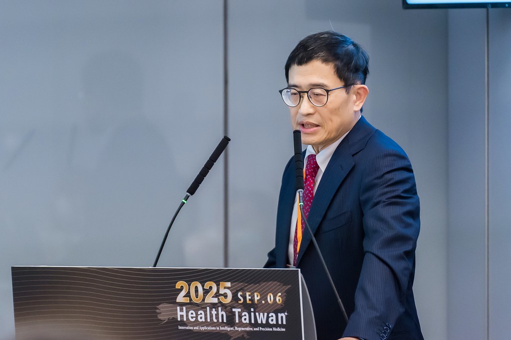 [活動攝影]2025健康台灣國際研討會-最專業的團隊完成每場完美活動攝影，拍的不只好更要快! #即拍即印