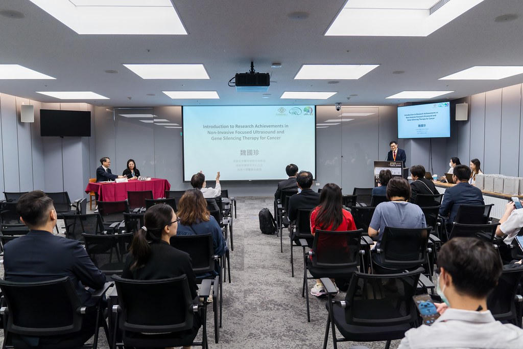 [活動攝影]2025健康台灣國際研討會-最專業的團隊完成每場完美活動攝影，拍的不只好更要快! #即拍即印