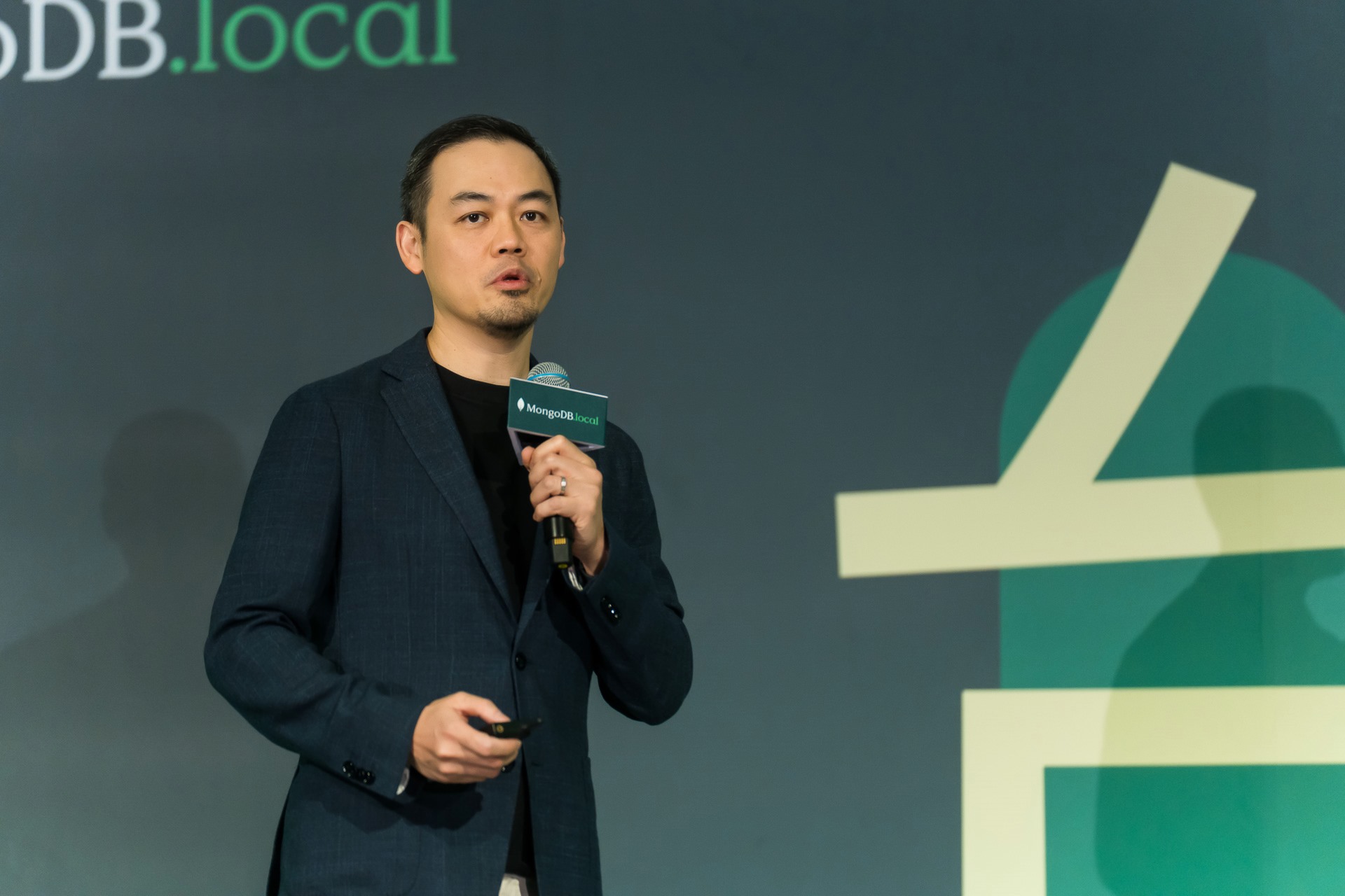 [雲端攝影]MongoDB.local 2025台北場-最專業的團隊完成每場完美活動攝影，拍的不只好更要快! #