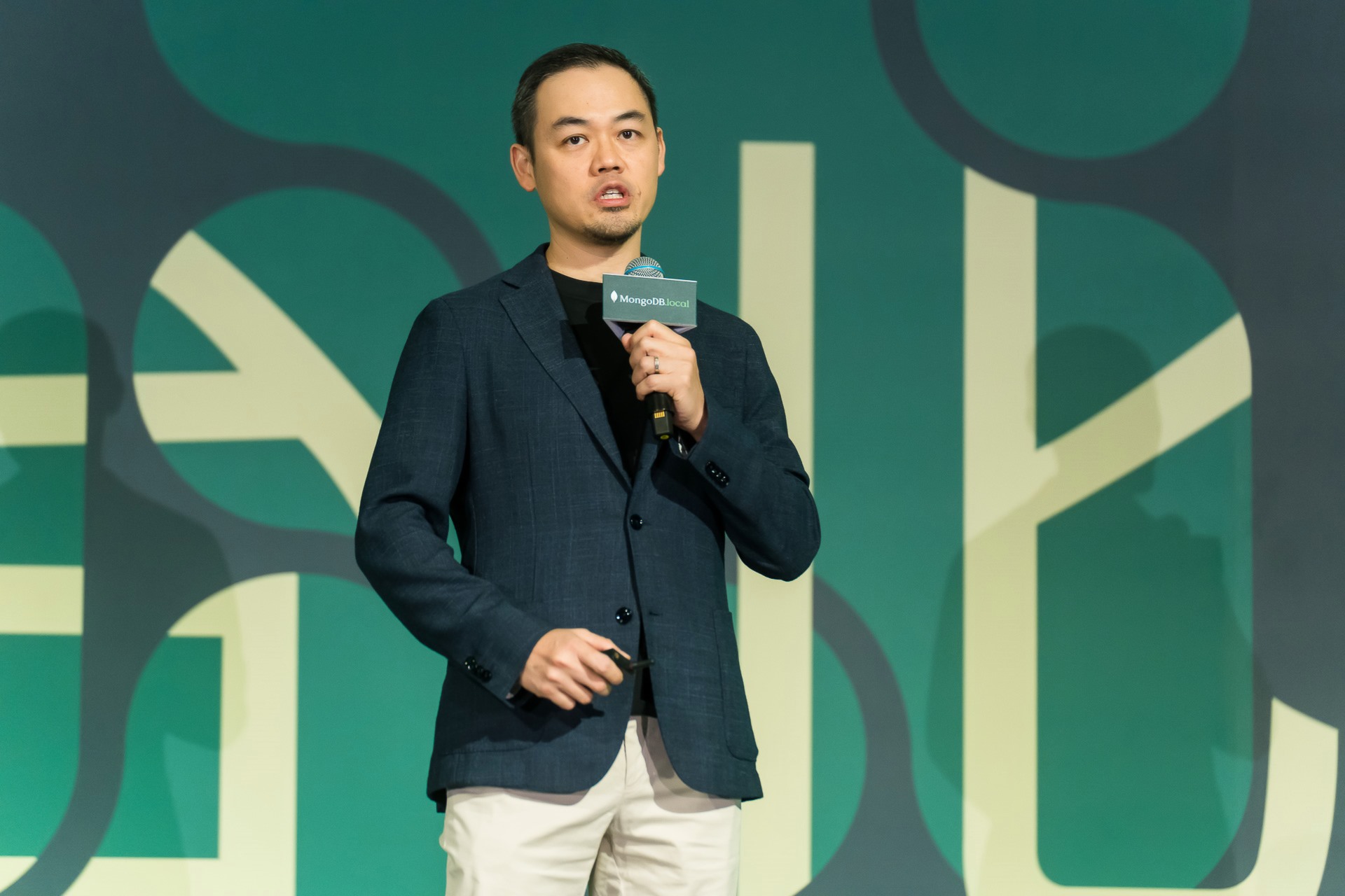 [雲端攝影]MongoDB.local 2025台北場-最專業的團隊完成每場完美活動攝影，拍的不只好更要快! #