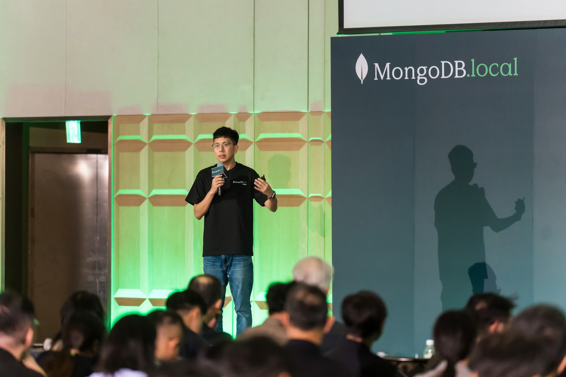 [雲端攝影]MongoDB.local 2025台北場-最專業的團隊完成每場完美活動攝影，拍的不只好更要快! #