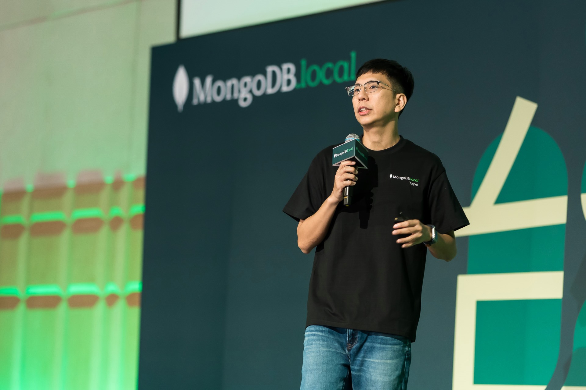 [雲端攝影]MongoDB.local 2025台北場-最專業的團隊完成每場完美活動攝影，拍的不只好更要快! #
