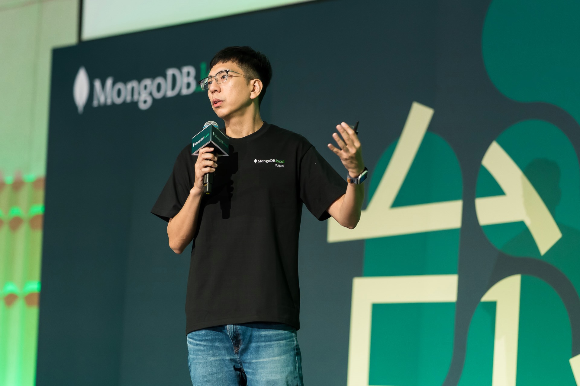 [雲端攝影]MongoDB.local 2025台北場-最專業的團隊完成每場完美活動攝影，拍的不只好更要快! #