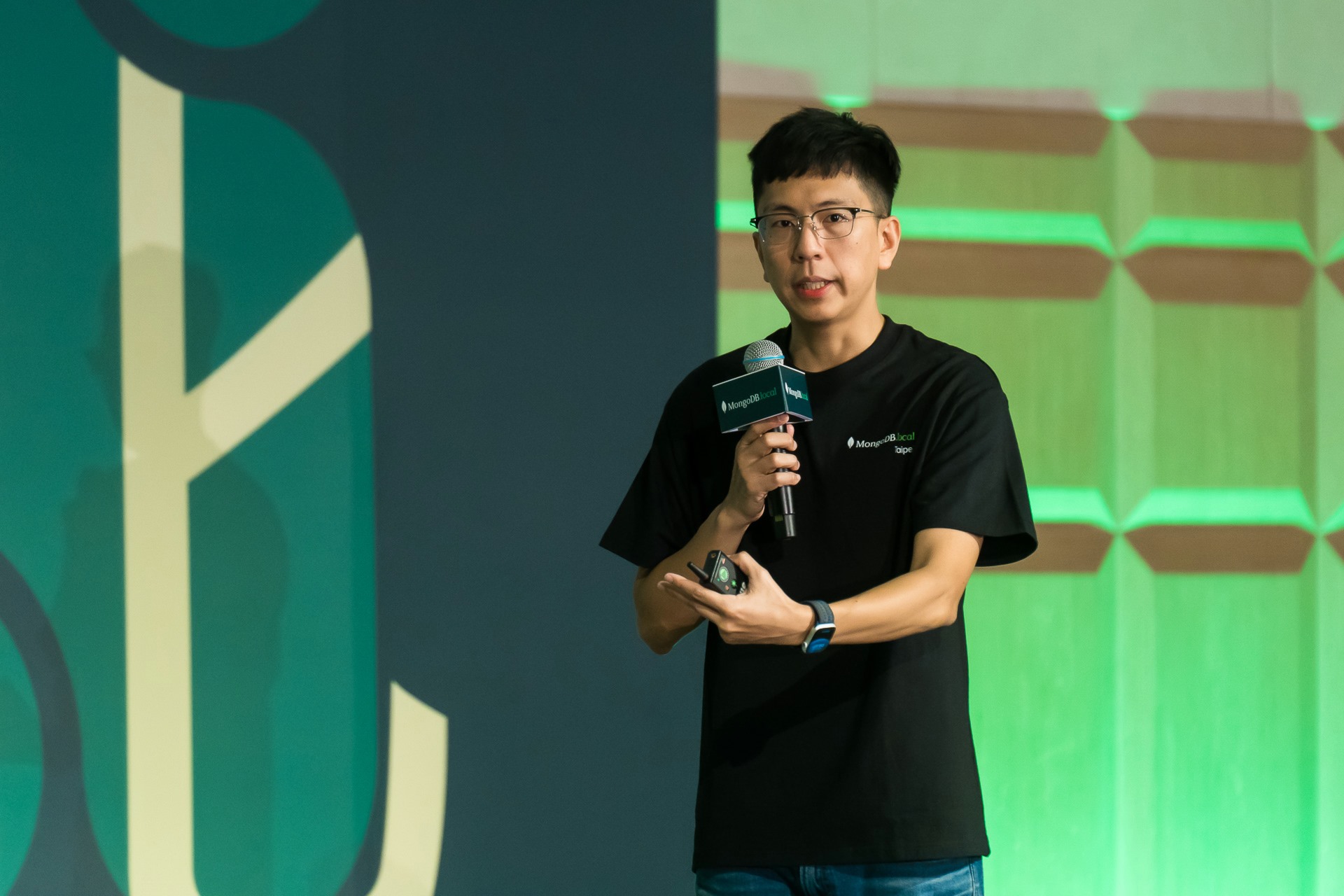 [雲端攝影]MongoDB.local 2025台北場-最專業的團隊完成每場完美活動攝影，拍的不只好更要快! #